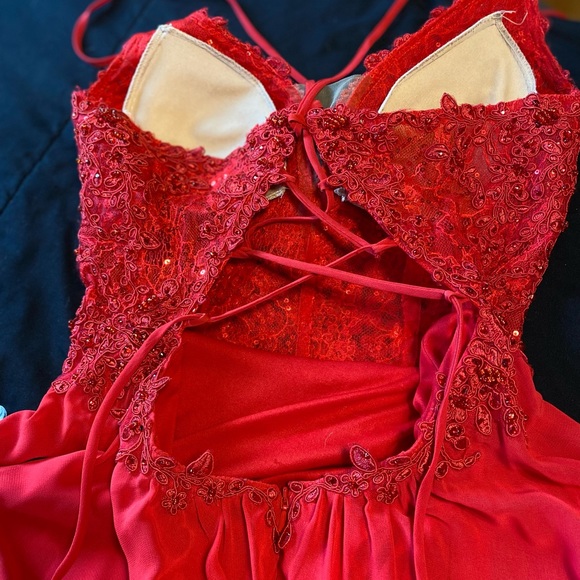 Beautiful Red Sweet 16 or Prom Dress - Picture 5 of 9
